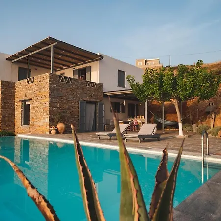 Kea Boho Luxury With Pool & Stunning Views *